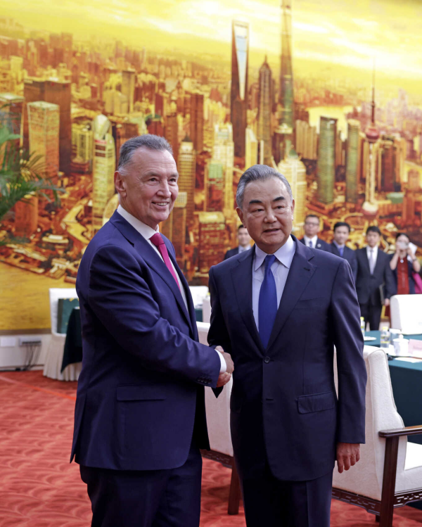 Wang Yi Meets With The Australian Delegation For The China-Australia High-Level Dialogue
