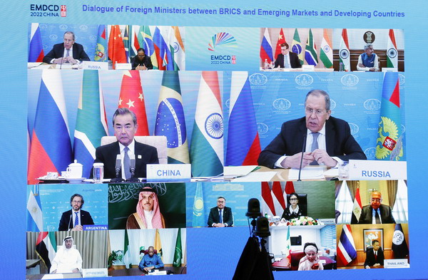 https://www.fmprc.gov.cn/fra/zxxx/202205/W020220521497579801662.jpg